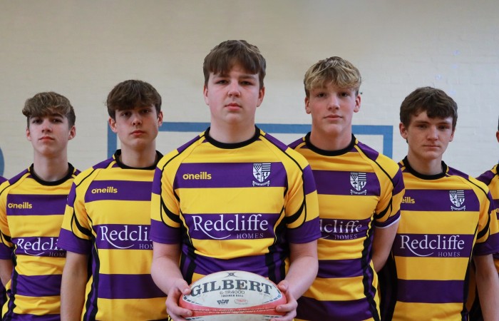 REDCLIFFE HOMES SPONSORS NEW RUGBY SHIRTS FOR SHELDON SCHOOL 1ST XV